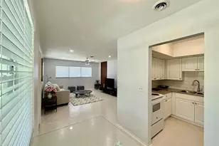 23 NE 19th Ave, Pompano Beach, FL 33060 - Photo 8