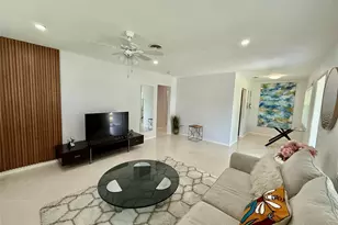 23 NE 19th Ave, Pompano Beach, FL 33060 - Photo 6