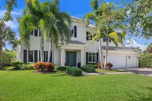 2306 NE 12th Ct, Fort Lauderdale, FL 33304 - Photo 4