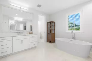 2306 NE 12th Ct, Fort Lauderdale, FL 33304 - Photo 56