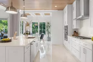 2306 NE 12th Ct, Fort Lauderdale, FL 33304 - Photo 24