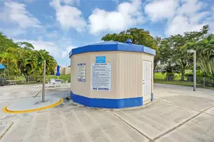 9761 Sunrise Lakes Blvd, Sunrise, FL 33322 - Photo 44