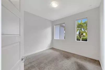 17624 SW 149th Pl, Miami, FL 33187 - Photo 14