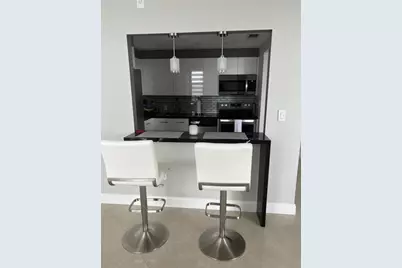 3625 N Country Club Dr, Unit #601, Miami, FL 33180 - Photo 4