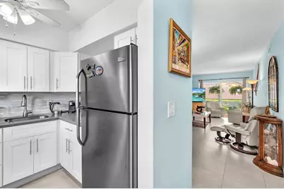 2131 NE 42nd Ct, Unit #104E, Lighthouse Point, FL 33064 - Photo 14