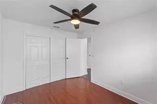 8470 NW 28th St, Sunrise, FL 33322 - Photo 14