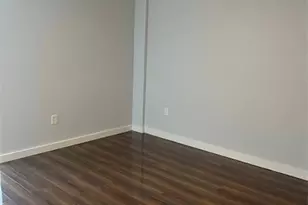 7035 NW 186th St, Hialeah, FL 33015 - Photo 8