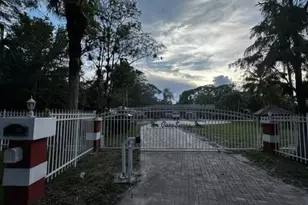 5800 Pine Tree Rd, Parkland, FL 33067 - Photo 6