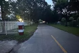 5800 Pine Tree Rd, Parkland, FL 33067 - Photo 32