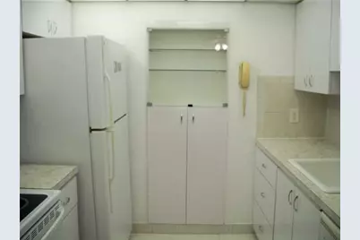 111  Briny Ave, Unit #806, Pompano Beach, FL 33062 - Photo 4