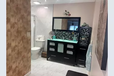 6217  Bay Club Dr, Unit #1, Fort Lauderdale, FL 33308 - Photo 32