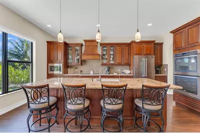 11330 SW 12th St, Pembroke Pines, FL 33025 - Photo 12