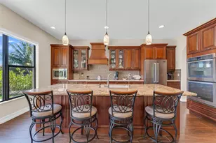 11330 SW 12th St, Pembroke Pines, FL 33025 - Photo 12