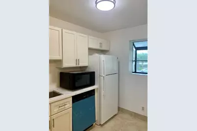 511  Gardens Dr, Unit #204, Pompano Beach, FL 33069 - Photo 4