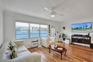 342 Brighton Unit, Boca Raton, FL 33434 - Photo 1