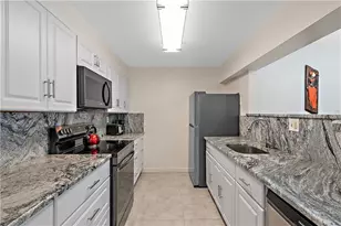 95 N Birch Rd, Fort Lauderdale, FL 33304 - Photo 20