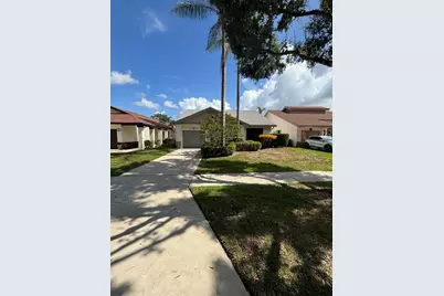 4928  Boxwood Cir, Boynton Beach, FL 33436 - Photo 1