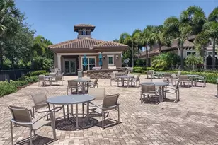 4200 Hillcrest Dr, Hollywood, FL 33021 - Photo 18