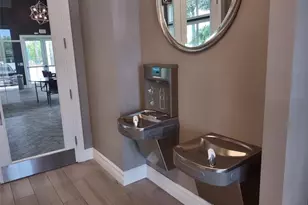 4200 Hillcrest Dr, Hollywood, FL 33021 - Photo 26