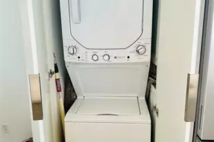 8142 NW 17th Manor, Plantation, FL 33322 - Photo 2