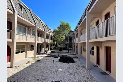 1100 SE 4th Ave, Unit #9, Deerfield Beach, FL 33441 - Photo 2