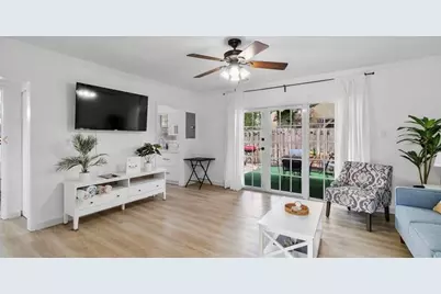 1400 NE 4th Ct, Unit #1, Fort Lauderdale, FL 33301 - Photo 2