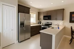 303 SE 22nd St, Fort Lauderdale, FL 33316 - Photo 4