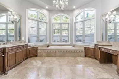 3111  Lake Ridge Ln, Weston, FL 33332 - Photo 12