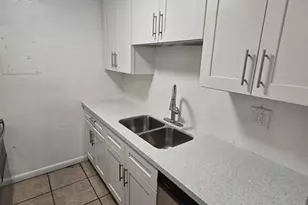 2719 NW 39th Terrace, Lauderdale Lakes, FL 33311 - Photo 4