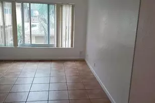 2719 NW 39th Terrace, Lauderdale Lakes, FL 33311 - Photo 8