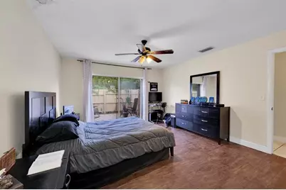 2259  Nova Village Dr, Davie, FL 33317 - Photo 18