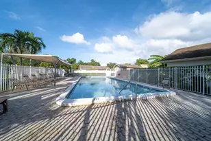 2259 Nova Village Dr, Davie, FL 33317 - Photo 26