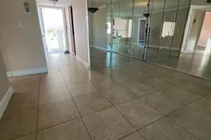 8200 Sunrise Lakes Unit, Sunrise, FL 33322 - Photo 4