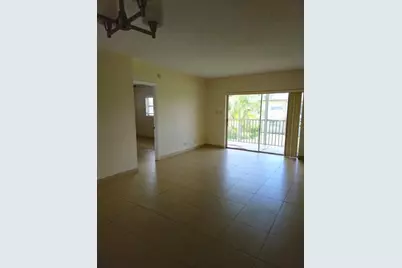 7500 NW 5th Place, Unit #201, Margate, FL 33063 - Photo 16