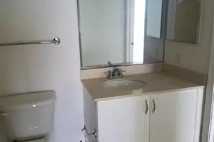 1750 N Bayshore Dr, Miami, FL 33132 - Photo 8