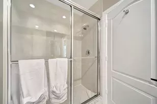 1368 Bayview Dr, Fort Lauderdale, FL 33304 - Photo 46