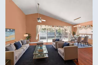 10361 NW 11th Ct, Plantation, FL 33322 - Photo 4