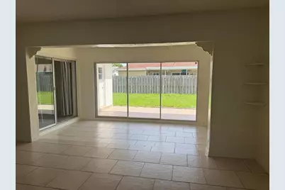 9651  Sunset Strip, Sunrise, FL 33322 - Photo 20