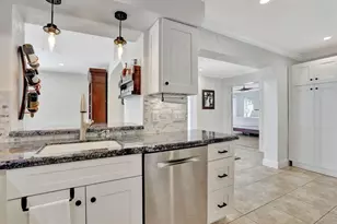 912 SE 16th Ct, Deerfield Beach, FL 33441 - Photo 6