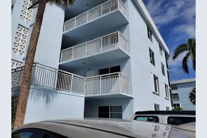 2010 S Federal Hwy, Unit #209, Boynton Beach, FL 33435 - Photo 2