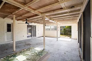 9700 NW 10th St, Pembroke Pines, FL 33024 - Photo 28