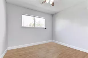 8610 N Sherman Cir, Miramar, FL 33025 - Photo 8