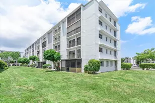 8610 N Sherman Cir, Miramar, FL 33025 - Photo 10