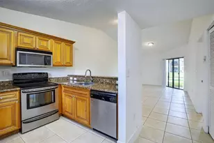 9953 Nob Hill Ct, Sunrise, FL 33351 - Photo 6