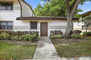 9953 Nob Hill Ct, Sunrise, FL 33351 - Photo 2