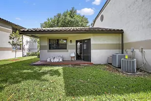 9953 Nob Hill Ct, Sunrise, FL 33351 - Photo 24