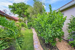 4910 NW 104th Ave, Coral Springs, FL 33076 - Photo 38