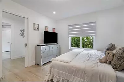 2534  Golf View Dr, Weston, FL 33327 - Photo 28