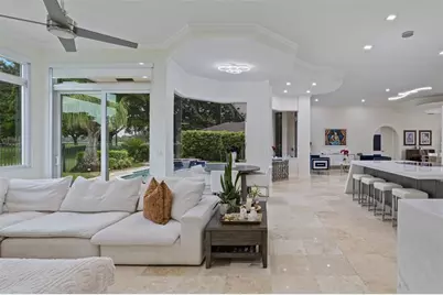 2534  Golf View Dr, Weston, FL 33327 - Photo 10