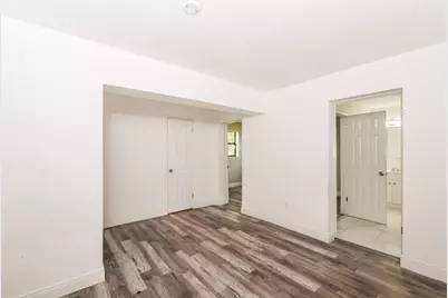 730 NW 18th St, Pompano Beach, FL 33060 - Photo 8